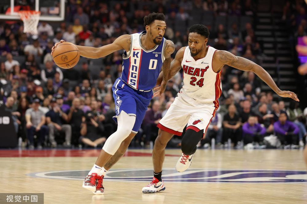 功无疑是其 功无疑是其